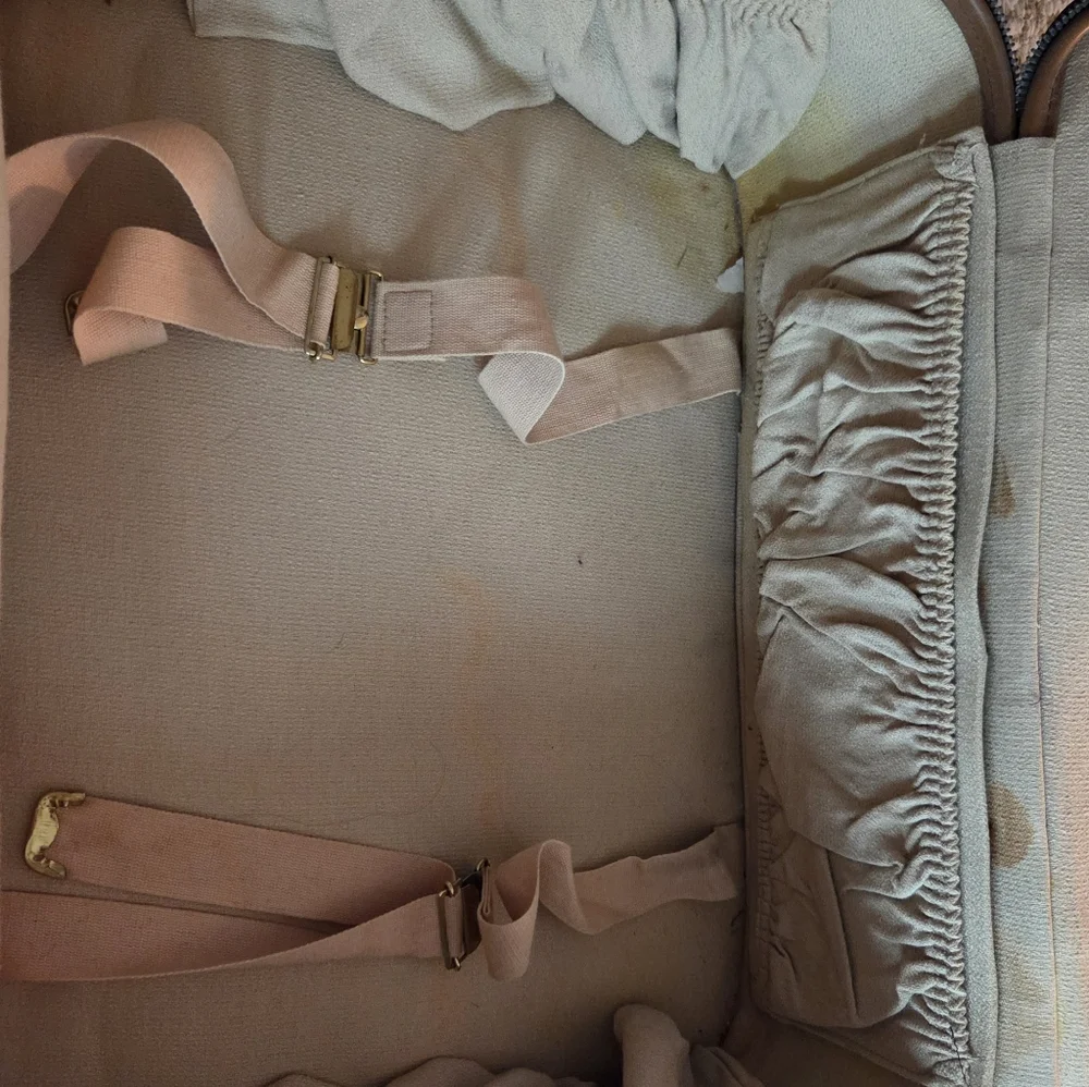 Wings Vintage Leather Trimmed Luggage Suitcase Broken Zipper